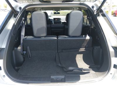 2024 Mitsubishi Outlander - Photo 11