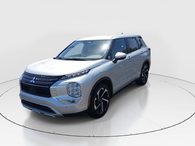 2024 Mitsubishi Outlander - Photo 3