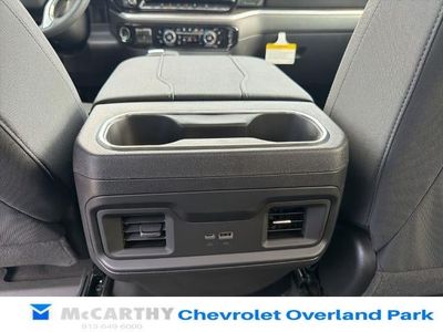 2026 Chevrolet Silverado 1500 — photo 17 view