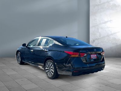2023 Nissan Altima - Photo 5