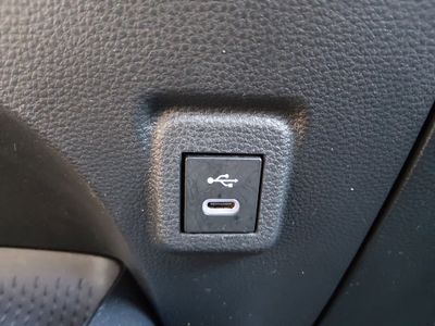 2024 Toyota Corolla - Photo 19
