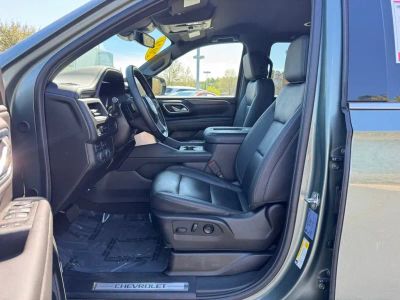 2024 Chevrolet Suburban - Photo 23