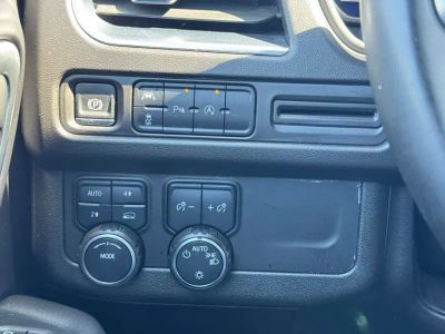 2024 Chevrolet Suburban - Photo 27