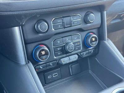 2024 Chevrolet Suburban - Photo 36
