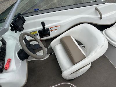 2008 Four Winns H183 — photo 9 view