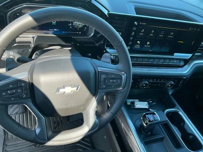 2026 Chevrolet Silverado 1500 — photo 15 view