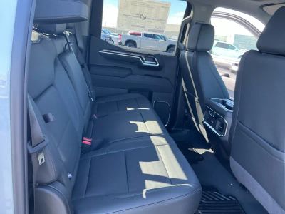 2026 Chevrolet Silverado 1500 — photo 19 view