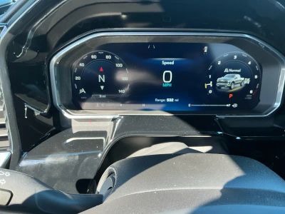 2026 Chevrolet Silverado 1500 — photo 11 view