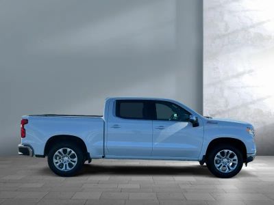 2026 Chevrolet Silverado 1500 — photo 7 view