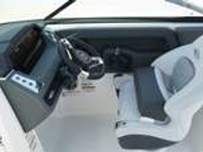 2025 Chaparral 250 OSX - Photo 34