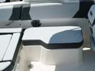 2025 Chaparral 250 OSX - Photo 11