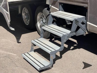 2018 DRV Luxury Suites Mobile Suites - Photo 37