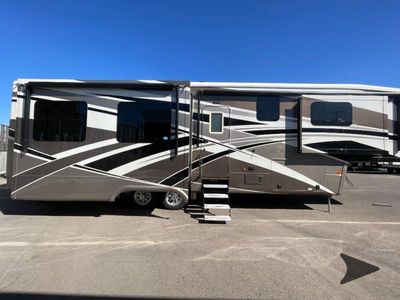 2018 DRV Luxury Suites Mobile Suites - Photo 9