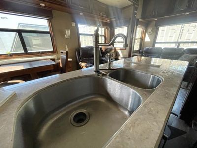 2018 DRV Luxury Suites Mobile Suites - Photo 23