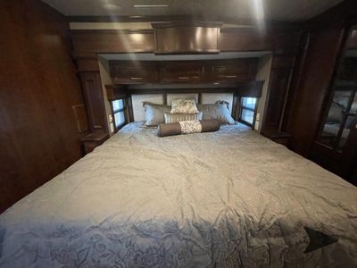 2018 DRV Luxury Suites Mobile Suites - Photo 32