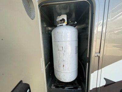 2018 DRV Luxury Suites Mobile Suites - Photo 44
