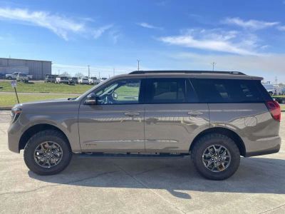 2026 Ford Expedition - Photo 6