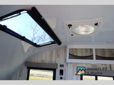 2025 Modern Buggy RV Country Born - Photo 12