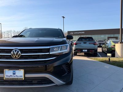 2022 Volkswagen Atlas Cross Sport — photo 9 view