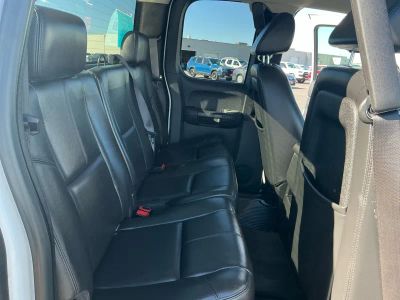 2008 Chevrolet Silverado 2500HD — photo 18 view