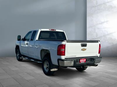 2008 Chevrolet Silverado 2500HD — interior view
