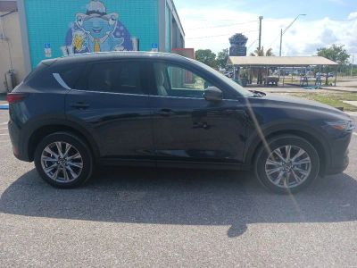 2019 Mazda CX-5 — interior view