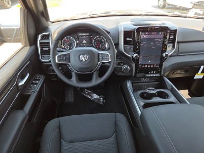 2026 Ram 1500 — photo 10 view