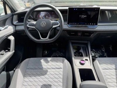 2026 Volkswagen Tiguan — photo 10 view