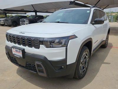 2026 Jeep Cherokee Limited in Bright White Clearcoat — front three-quarter view