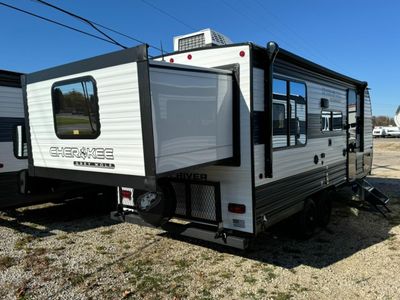 2026 Forest River RV Cherokee Grey Wolf - Photo 7
