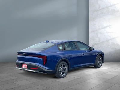 2026 Kia K4 — engine compartment view
