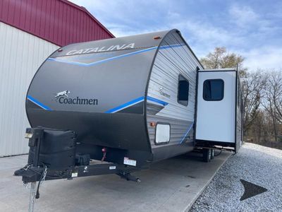 2022 Coachmen RV Catalina Legacy - Photo 2