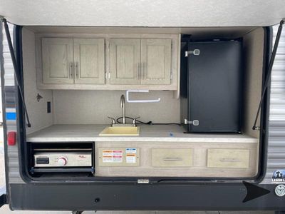 2022 Coachmen RV Catalina Legacy - Photo 9