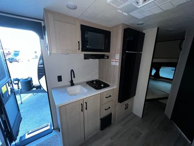 2026 Jayco PROWLER - Photo 4
