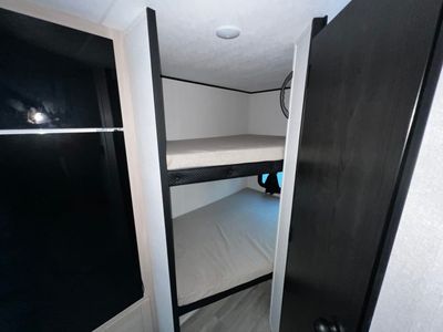 2026 Jayco PROWLER - Photo 11