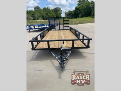 2025 Top Hat Trailers TOPHAT 16X83 MP — front three-quarter view