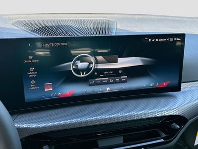 2026 BMW 4 Series — photo 13 view