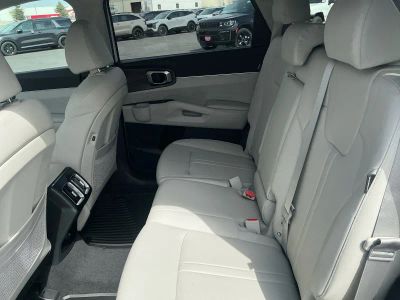 2026 Kia Sorento — photo 17 view