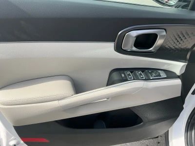 2026 Kia Sorento — photo 16 view