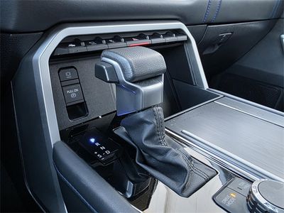 2024 Toyota Tundra - Photo 27