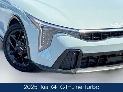2025 Kia K4 - Photo 12