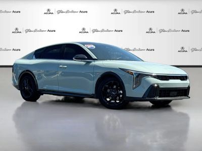 2025 Kia K4 - Photo 1