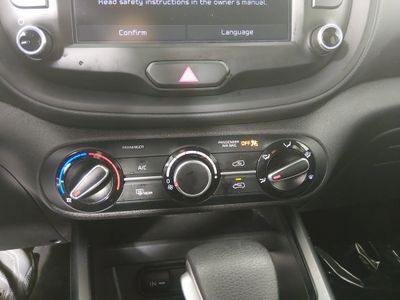 2024 Kia Soul — photo 17 view