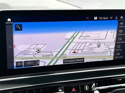 2026 BMW 8 Series — photo 11 view