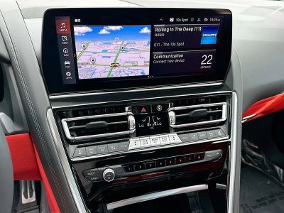 2026 BMW 8 Series — photo 10 view