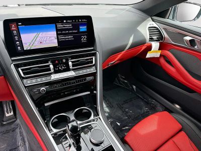 2026 BMW 8 Series — photo 17 view