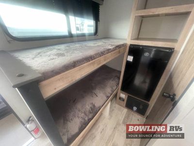 2025 Conquest Super Lite 134BH — photo 11 view