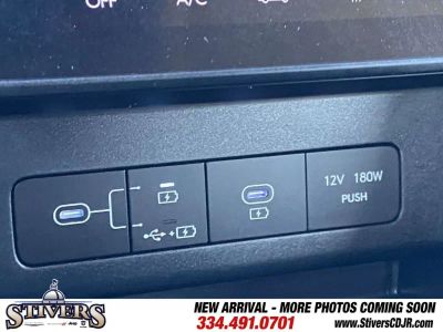 2025 Hyundai Sonata - Photo 29