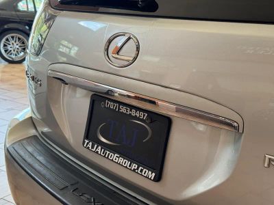 2004 Lexus RX 330 — photo 26 view