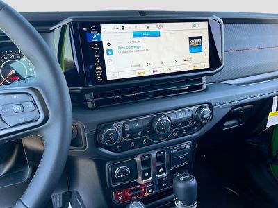 2026 Jeep Wrangler — photo 15 view